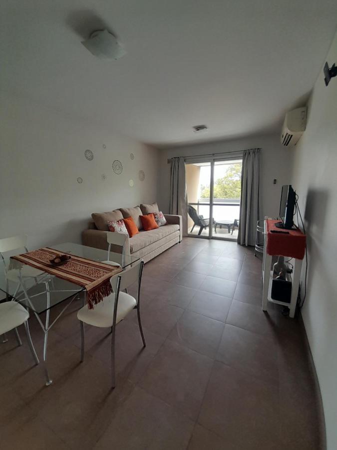 Departamento Centrico Plaza Alvarado Con Cochera Salta Exterior foto