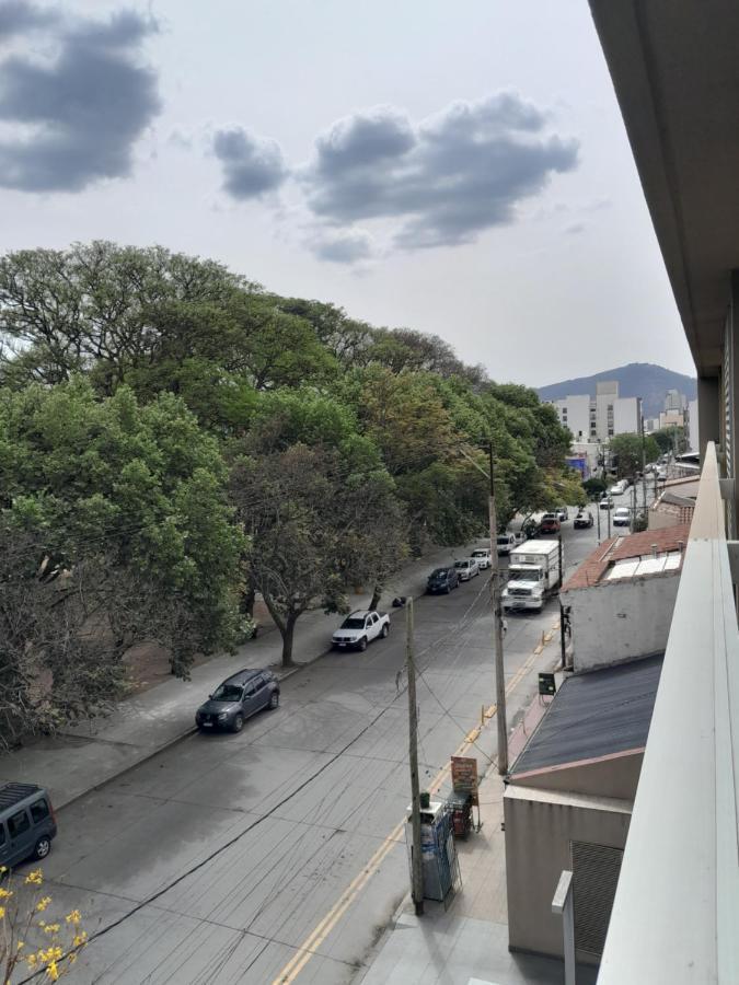 Departamento Centrico Plaza Alvarado Con Cochera Salta Exterior foto